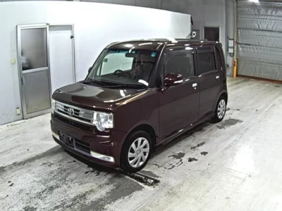 Toyota PIXIS SPACE