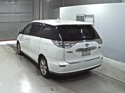 Toyota ESTIMA HYBRID