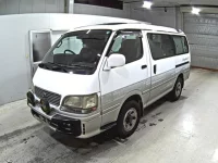 Toyota HIACE лот № 9387 оценка 3.5  с аукциона в Японии 3
