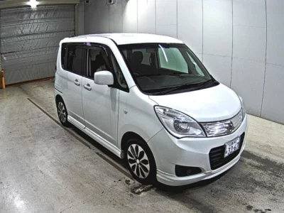 Mitsubishi DELICA D2