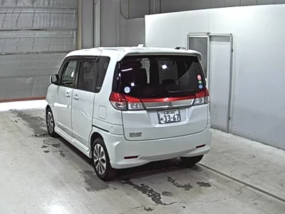 Mitsubishi DELICA D2
