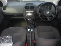 Volkswagen POLO лот № 9379 оценка 3.5  с аукциона в Японии 2