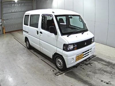 Mitsubishi MINICAB VAN