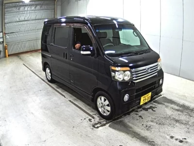 Daihatsu Atrai Wagon  с аукциона в Японии