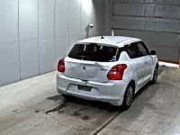Suzuki SWIFT лот № 3274 оценка R  с аукциона в Японии 4