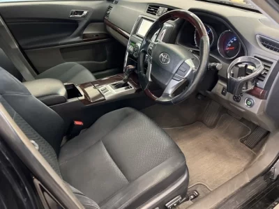 Toyota MARK X  с аукциона в Японии