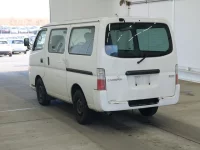 Nissan CARAVAN VAN лот № 2249 оценка RA  с аукциона в Японии 1