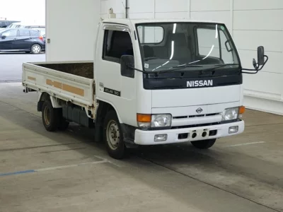 Nissan ATLAS  с аукциона в Японии