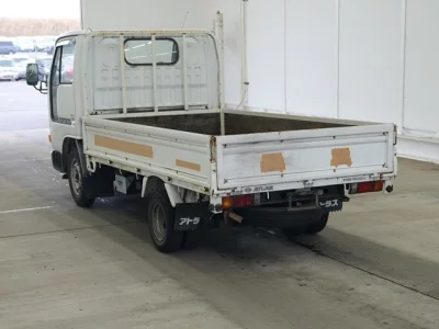 Nissan ATLAS  с аукциона в Японии