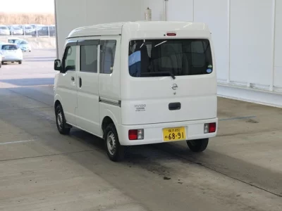 Nissan CLIPPER VAN