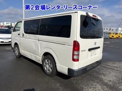 Toyota HiAce Van