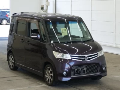 Nissan ROOX  с аукциона в Японии