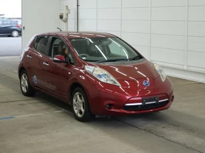 Nissan LEAF  с аукциона в Японии