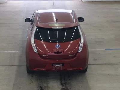 Nissan LEAF  с аукциона в Японии