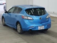 Mazda AXELA лот № 2166 оценка 3  с аукциона в Японии 1