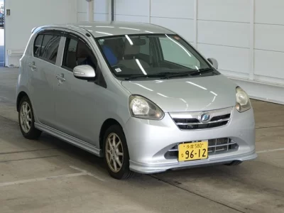 Daihatsu MIRA E S