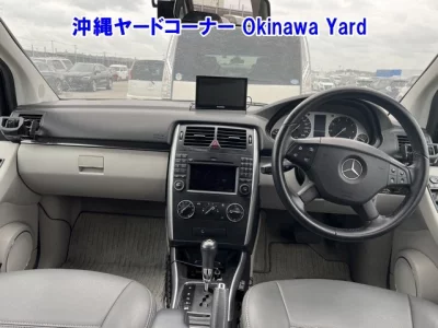 Mercedes-Benz B CLASS