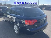 Audi A4 лот № 41002 оценка 3  с аукциона в Японии 1