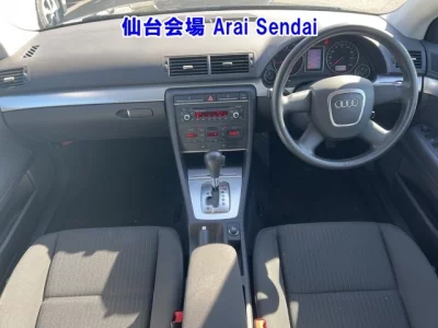 Audi A4  с аукциона в Японии