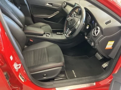 Mercedes-Benz GLA CLASS