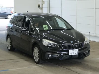 BMW 2-Series  с аукциона в Японии