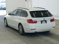 BMW 3-Series лот № 5038 оценка 3.5  с аукциона в Японии 1