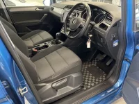 Volkswagen GOLF TOURAN лот № 3418 оценка 4  с аукциона в Японии 3