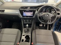 Volkswagen GOLF TOURAN лот № 3418 оценка 4  с аукциона в Японии 4