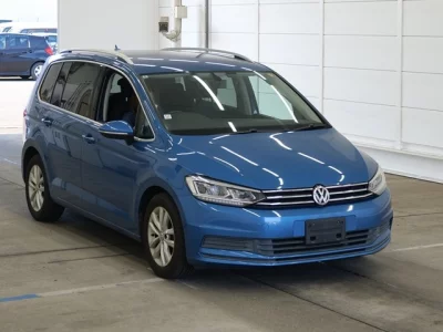 Volkswagen GOLF TOURAN  с аукциона в Японии