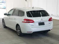 Peugeot 308 лот № 3369 оценка 4  с аукциона в Японии 1