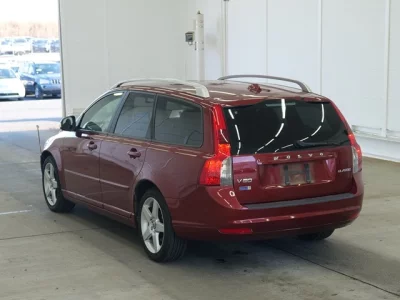Volvo V50