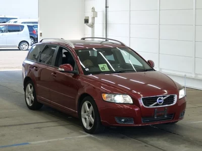 Volvo V50