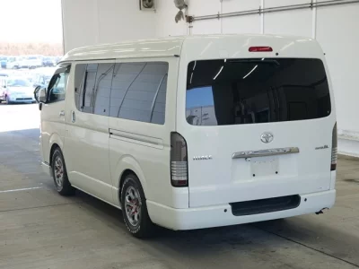 Toyota REGIUS ACE VAN