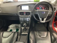 Volvo V40 лот № 3326 оценка 3.5  с аукциона в Японии 4