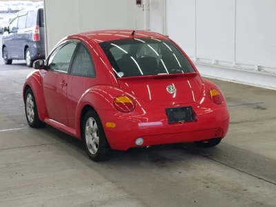 Volkswagen NEW BEETLE