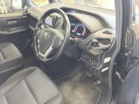 Toyota NOAH лот № 2731 оценка 3  с аукциона в Японии 3