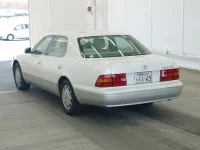 Toyota CELSIOR лот № 2716 оценка 4  с аукциона в Японии 1