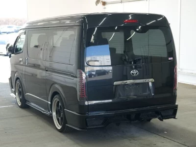 Toyota HIACE VAN  с аукциона в Японии