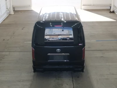 Toyota HIACE VAN  с аукциона в Японии