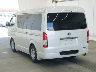Toyota HIACE VAN  с аукциона в Японии