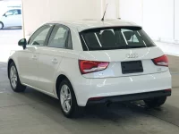 Audi A1 лот № 5067 оценка 4.5  с аукциона в Японии 1