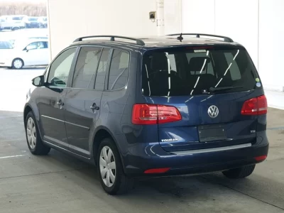 Volkswagen GOLF TOURAN