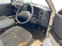 Toyota TOWN ACE TRUCK лот № 2823 оценка 3.5  с аукциона в Японии 3