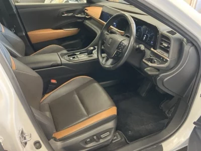 Toyota CROWN CROSSOVER