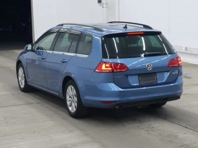 Volkswagen GOLF VARIANT