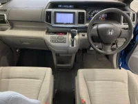 Honda STEP WAGON лот № 2589 оценка RB  с аукциона в Японии 4