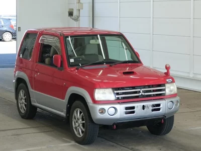 Mitsubishi PAJERO MINI