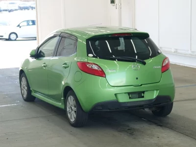 Mazda DEMIO