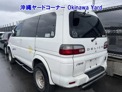 Mitsubishi DELICA