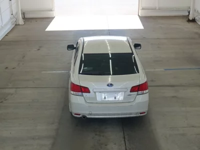 Subaru LEGACY B4